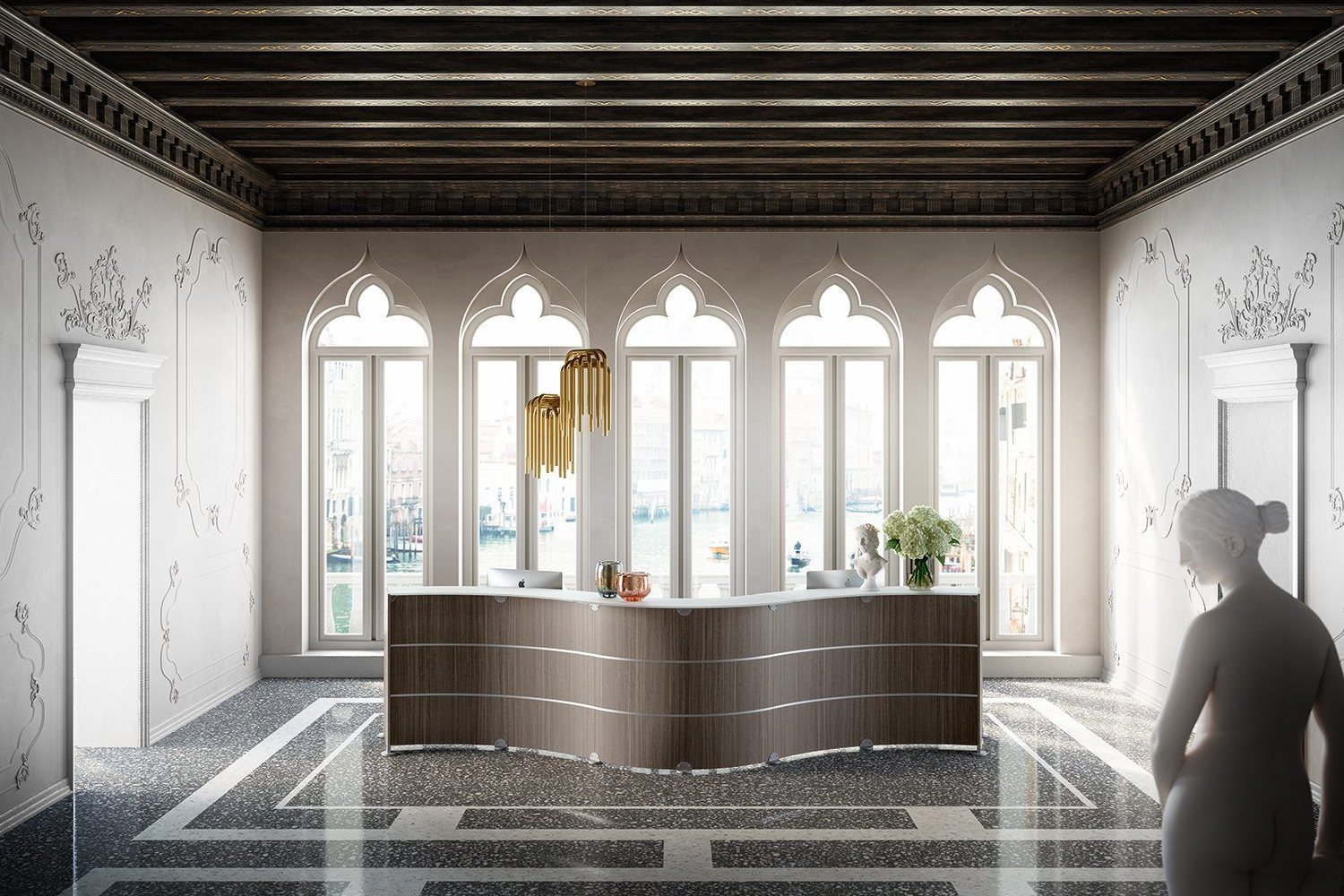 Banco reception in un salone storico
